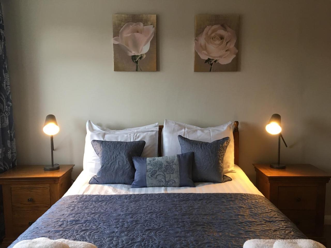 The Black Bull Inn Escrick Room photo